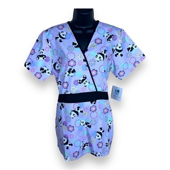 NEW ADAR MEDOUM SCRUBS TOP BELTED SHORT SLEEVE FLORAL PANDS PURPLE COLORFUL - Picture 1 of 9